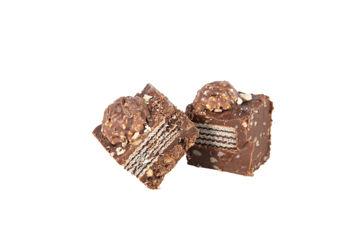 Ferrero Rocher Chocolate & Hazelnut Fudge Log 300g
